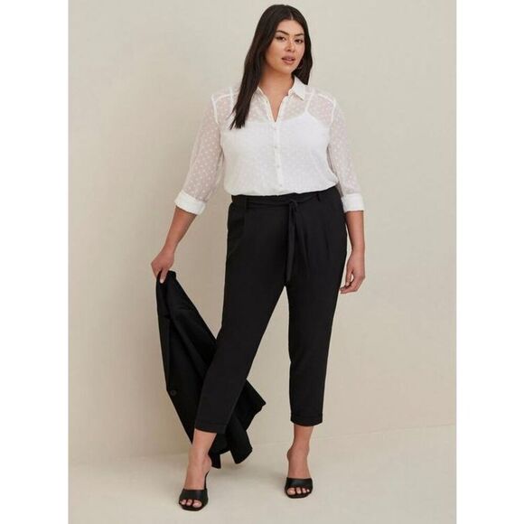 ✨Torrid Madison - White Chiffon Clip Dot Button Front Sz 2X Blouse✨ - Picture 2 of 9